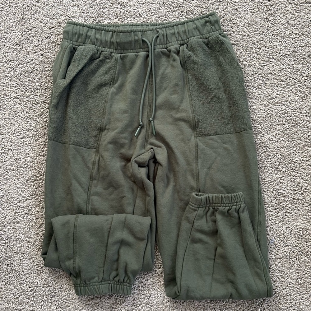 Forever 21 Joggers Sweats